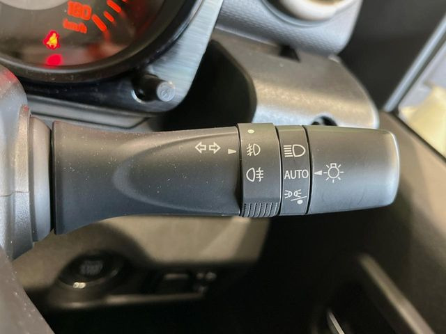 �y�I�[�g���C�g�z����̖��邳�ɉ����Ď����Ńw�b�h���C�g�̓_���E�������ł���@�\�ł�!���C�g�̕t���Y��E�����Y��Ȃǂ������Ȃ�A�J�̓���[���̑��s�����S!�g���l���ʉߎ����֗��ł��ˁ�