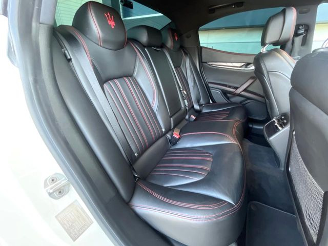 �����:��l����Ԃ��Ă��������������Ȃ��قǁA�������L�X���Ă���܂��B