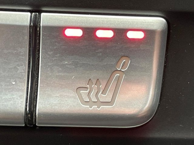 ���t�����g�V�[�g�q�[�e�B���O:�^�]�ȁE����ȋ��ɎO�i�K�Œ��߂��\�ȃV�[�g�q�[�^�[�𑕔����Ă���܂��B�G�߂��킸���K�ɂ��g�p���������܂��B