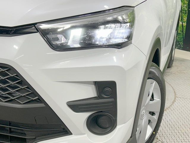 �yLED�w�b�h���C�g�z���V����ԑ��s�����ǍD�Ȏ��E���m�ۂ����S���ĉ^�]�ł��鍂�P�xLED�w�b�h���C�g�𑕔�!�_�����x�������A����d�͂��}�����Ă��܂��B