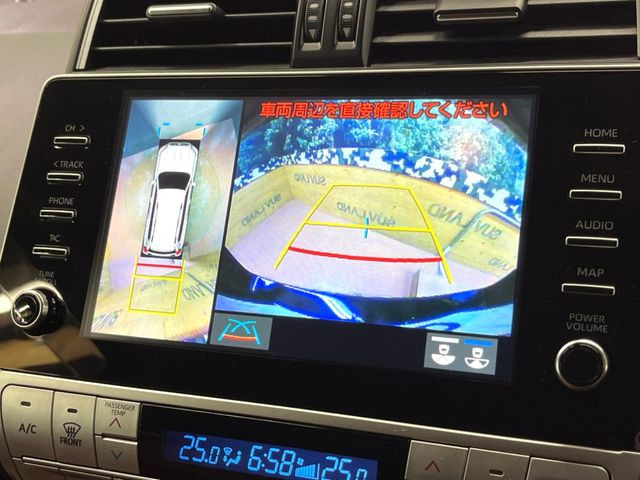 �y�p�m���~�b�N�r���[���j�^�[�z��p�̃J�����ɂ��A�ォ�猩���낵���悤�Ȏ��_��360�x�N���}�̎��͂��m�F���邱�Ƃ��ł��܂������p�������m�F���₷���A�����ꏊ�ł̐؂�Ԃ��⒓�Ԃ��X���[�Y�ɍs���܂��B