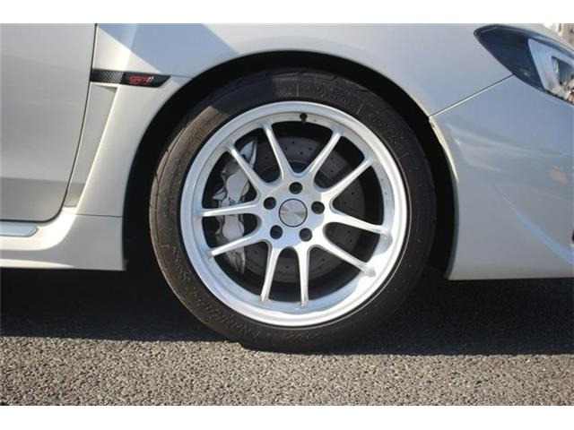 ���Ǝҗl�ւ̔̔��͂��f�肳���Ă��������܂��B �Ԍ������ԗ��̏ꍇ�́A�Ԍ����擾�������x�������z�ŕ\�����Ă���܂��B