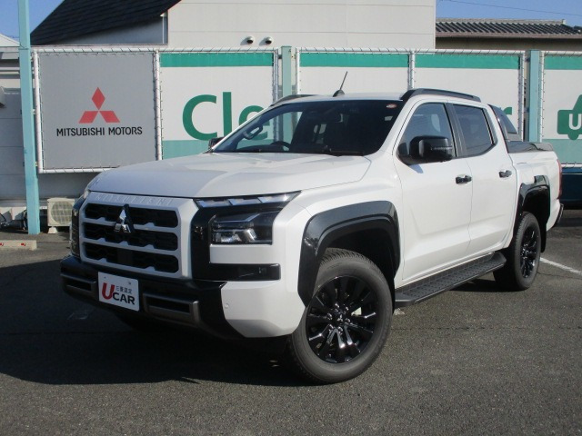 トライトン2.4 GSR ディーゼル 4WD