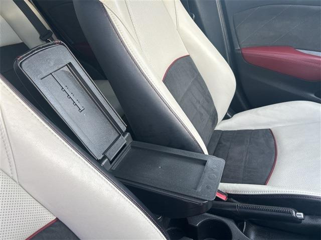 �[�ԑO�ɓ��O���̃N���[�j���O���������܂��B�e��R�[�e�B���O(�ʓr�L��)�����p�ӂ��Ă���܂��̂ŁA���񂲑��k���������B