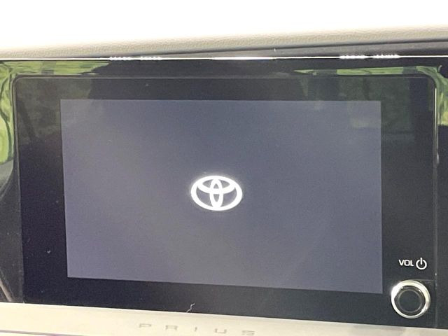 �y8�C���` �f�B�X�v���C�I�[�f�B�I�z���ʂ̃f�B�X�v���C��AppleCarPlay��AndroidAuto�����p�\�B�傫�ȉ�ʂŃX�}�z�i�r�A�v���������p���������܂���