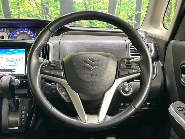 �y�����v�����X�e�A�����O�z�㎿�Ȋv���g�p���邱�ƂŁA��ɂ����������݂ƂĂ��^�]���₷���n���h���ł���