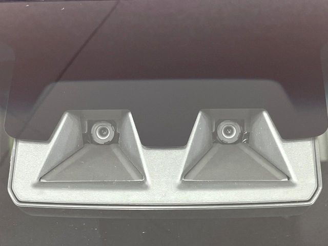 �y�X�}�[�g�A�V�X�g�z���s���ɑO���̎ԗ�����F�����A�Փ˂������Ȏ��͌x��ƃu���[�L�ŏՓˉ���Ɣ�Q�y�����A�V�X�g�B�����S�Ƀh���C�u�����y���݂��������܂��B