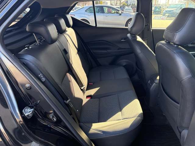 �Z�J���h�V�[�g�Y��ɕۂ���Ă���܂�!