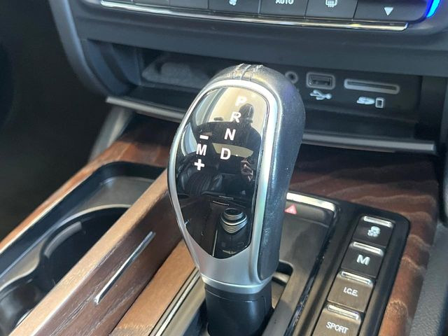 ��MT���[�h�t��AT:�ʏ�͎����ł����Ȃ���ϑ�(�M�A�`�F���W)���h���C�o�[�̑���ɂ���ĈӐ}�I�ɕς�����V�X�e���ł��B����w���i�̃h���C�u�����y���݂��������܂�!