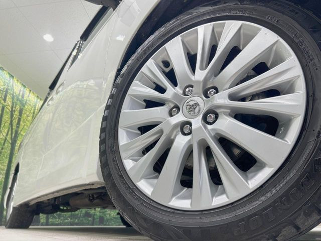 �y����18�C���`�A���~�z�C�[���z�O�ςɃ}�b�`���������A���~�z�C�[���𑕒����Ă���܂��B�e��ЊO�A���~�z�C�[����A�X�^�b�h���X�^�C�����戵�����Ă���܂��B���񂲑��k����������