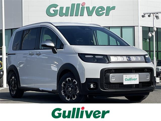 フリード1.5 e:HEV クロスター