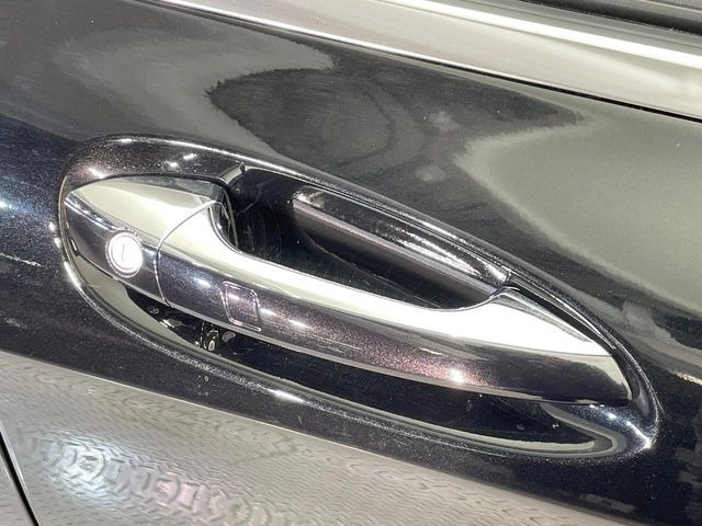 ���L�[���X�S�[(�X�}�[�g�G���g���[�@�\):�L�[���g�킸�ɉ�����G���W���n�����ł���L�[���X�S�[�B�L�[��g�ɂ��邾���Ńh�A�������ł���@�\�B�G���W���n�����{�^�������������ł��B