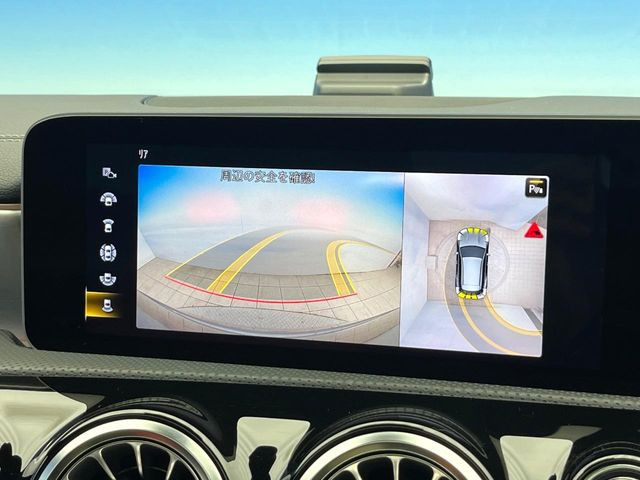 ���p�m���~�b�N�r���[���j�^�[:��p�̃J�����ɂ��A�ォ�猩���낵���悤�Ȏ��_��360�x�N���}�̎��͂��m�F���邱�Ƃ��ł��܂������p�������m�F���₷���A�����ꏊ�ł̐؂�Ԃ��⒓�Ԃ��X���[�Y�ɍs���܂��B