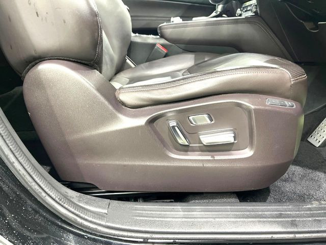 �y�p���[�V�[�g�z�X�C�b�`��ŊȒP�ɃV�[�g�̔��������\!�d��������͂�����܂���!���K�ȃV�[�g�|�W�V�����ɃZ�b�g���āA���K�ȃh���C�u�����y���݂��������B