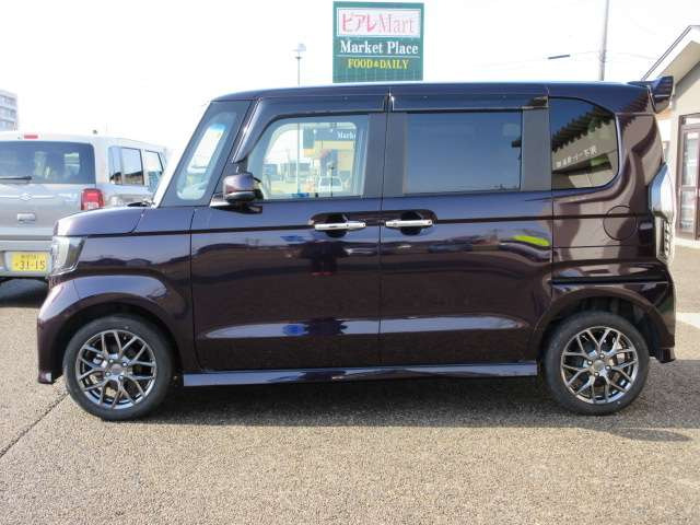 N-BOXカスタムL ターボ 4WD