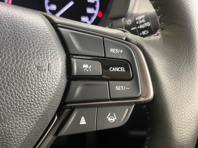 �y�A�_�v�e�B�u�N���[�Y�R���g���[���z�������H�ł̒��������s���y��!!�����ő��x��ۂN���[�Y�R���g���[�����A�Փˌy���V�X�e���ƘA�g���A�O���̎ԗ������m���ĎԊԂ�ۂ悤�ɑ��x���߂��Ă���܂�!!