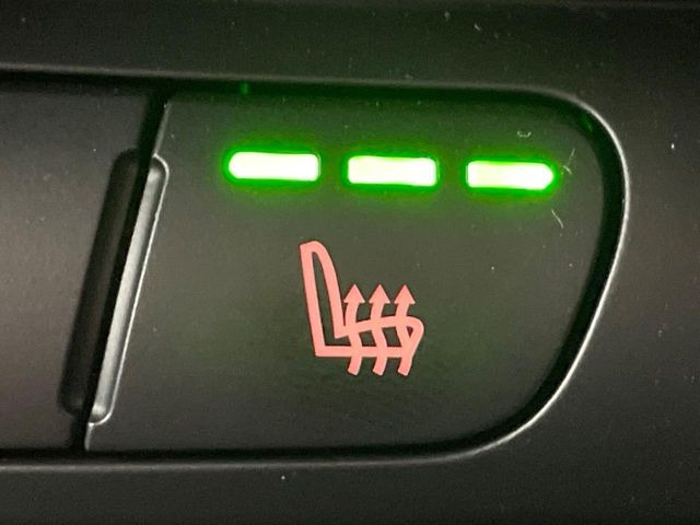 ���t�����g�V�[�g�q�[�e�B���O:�^�]�ȁE����ȋ��ɎO�i�K�Œ��߂��\�ȃV�[�g�q�[�^�[�𑕔����Ă���܂��B�G�߂��킸���K�ɂ��g�p���������܂��B