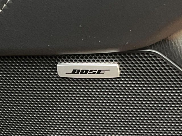 �yBOSE�T�E���h�V�X�e���z���[�J�[�I�v�V�����̍��i�ʃT�E���h�V�X�e���𓋍ځB��p�̃`���[�j���O���{���ꂽ�召�l�X�ȃX�s�[�J�[����ǎ��ȃT�E���h���t�ł��A�Տꊴ���ӂ�鉹����Ԃ����o���܂��B