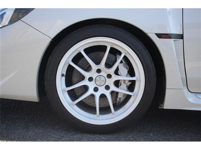 ���Ǝҗl�ւ̔̔��͂��f�肳���Ă��������܂��B �Ԍ������ԗ��̏ꍇ�́A�Ԍ����擾�������x�������z�ŕ\�����Ă���܂��B