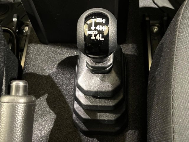 4WD�̂��Ԃł��̂ŁA�ᓹ�ł����S�ł���~��n�n��ɂ��Z�܂��̕��ȊO�ɂ��A�E�B���^�[�X�|�[�c����̕���~��n��֋A�Ȃ����@�������ɂ���������!