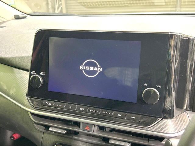 �y���[�J�[����9�^�i�r�z�C���e���A�ɗn�����ރX�^�C���b�V���ȁu��p�݌v�v���[�J�[�i�r�𑕔��􎋔F���⑀�쐫�ȂǊ�{���\�ɂ��D��A���㎿�ȃJ�[���C�t�����y���݂��������܂��B