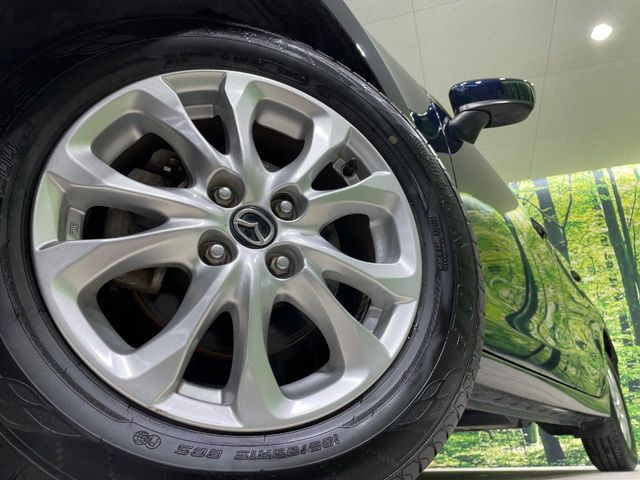 �y15�C���`�A���~�z�C�[���z�O�ςɃ}�b�`�����A���~�z�C�[���𑕒����Ă���܂��B�e��A���~�z�C�[����A�X�^�b�h���X�^�C�����戵�����Ă���܂��B���񂲑��k����������