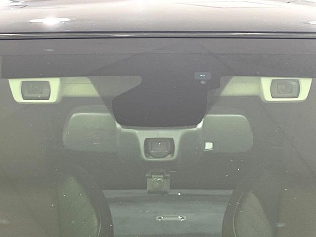 �y�A�C�T�C�gVer3�z�O���̎ԗ��������m���A�Փ˂������Ȏ��͌x��Œ��ӂ𑣂��A�u���[�L�𓥂ޗ͂��T�|�[�g�B�u���[�L�𓥂߂Ȃ������ꍇ�͏Փ˔�Q�y���u���[�L���쓮�A�Փˉ�����T�|�[�g���܂��B