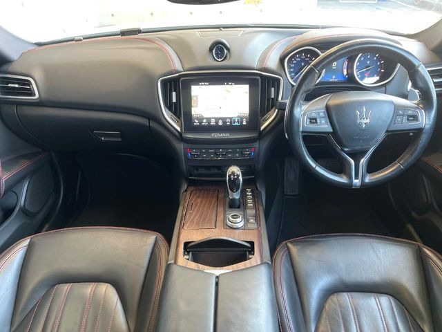 �A���ԃO���[�v���݌ɐ���2,000��!�S���̌n��X���烁�[�J�[�E�Ԏ��킸���Љ�o����̂ŁA���Ȃ��Ƀs�b�^���̂��Ԃ�������͂��ł���܂��͂��₢���킹��������