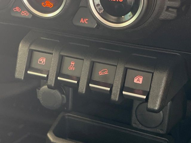 �y�_�E���q���A�V�X�g�z�}�ȍ⓹������Ƃ��Ɏ����Ńu���[�L�𐧌�A���̒ᑬ�x��ۂ��܂��B�ᓹ�∫�H�ȂǊ���₷���H�ʂ̉����ł��^�C�������b�N���Ȃ�������S!�n���h������ɏW���ł��܂�!