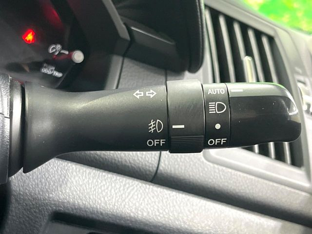 �y�I�[�g���C�g�z����̖��邳�ɉ����Ď����Ńw�b�h���C�g�̓_���E�������ł���@�\�ł�!���C�g�̕t���Y��E�����Y��Ȃǂ������Ȃ�A�J�̓���[���̑��s�����S!�g���l���ʉߎ����֗��ł��ˁ�