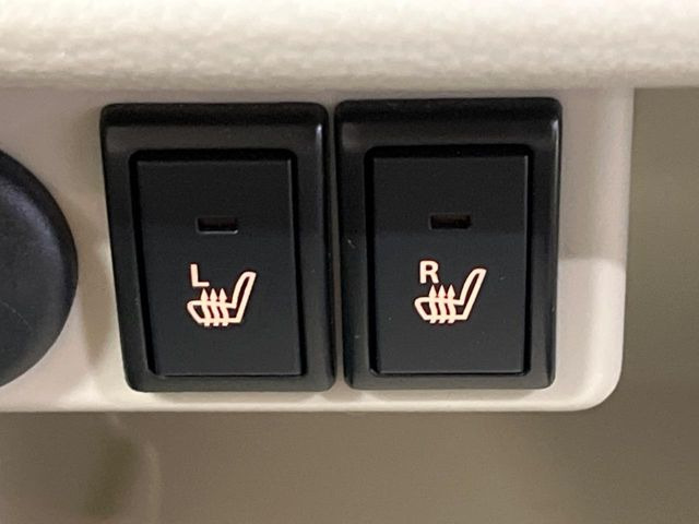 �y�V�[�g�q�[�^�[�z�������ɏd�󂷂�V�[�g�q�[�^�[!�G�A�R����葁�����܂��Ă����̂Ŋ�����̐l�����S�ł��ˁ�G�A�R���̉����͊������邩����A�Ƃ������ɂ����������߂ł��B