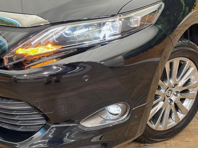 �yLED�w�b�h���C�g�z���V����ԑ��s�����ǍD�Ȏ��E���m�ۂ����S���ĉ^�]�ł��鍂�P�xLED�w�b�h���C�g�𑕔�!�_�����x�������A����d�͂��}�����Ă��܂��B