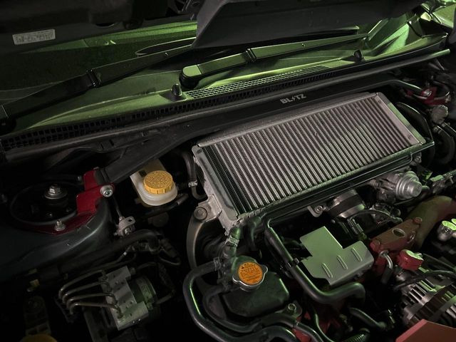 �y�u���b�c���^���[�o�[�z���Ԃ̍��������߂�^���[�o�[�𑕔��B���X���[�Y�ȃR�[�i�����O���s���\�ƂȂ�A������y���߂܂��B