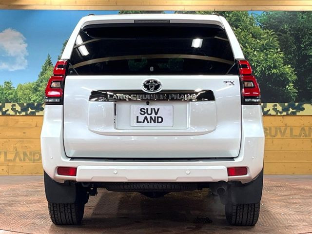 ☆全国のネクステージからお取り寄せが可能※!遠方の店舗に展示してあるクルマが気になる場合も、最寄りの店舗でご覧いただくことが可能です!是非私たちに要望をお聞かせください!※別途費用