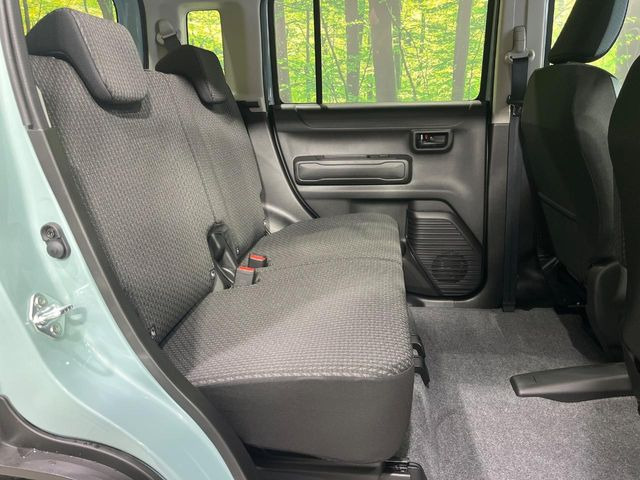 ���i���ȃI���W�i���t���A�}�b�g���I�v�V�����ɂĂ��p�ӂ��Ă���܂��B���D���ȃf�U�C����J���[�����Ԃɍ��킹�đI��ł����������Ƃ��ł��܂���