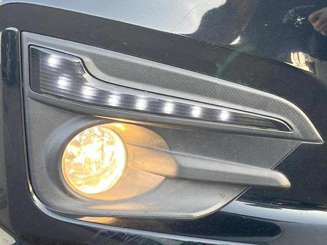 �yLED�A�N�Z�T���[���C�i�[�z