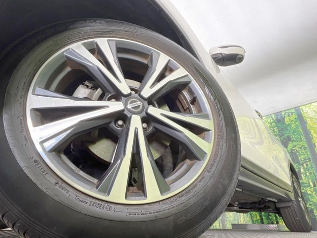 �y�����A���~�z�C�[���z�O�ςɃ}�b�`���������A���~�z�C�[���𑕒����Ă���܂��B�e��ЊO�A���~�z�C�[����A�X�^�b�h���X�^�C�����戵�����Ă���܂��B���񂲑��k����������