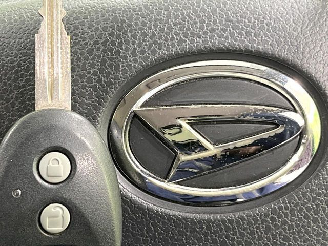 �y�L�[���X�z�������ꂽ�ꏊ����ł��{�^����Ńh�A�̊J���E�{�����ł���̂łƂ��Ă��֗�!�h�A�̌�������ɏ������邱�Ƃ�����܂����