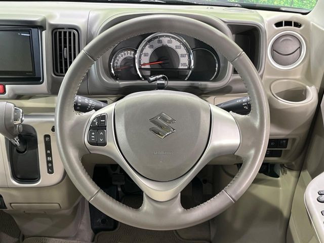 �y�����v�����X�e�A�����O�z�㎿�Ȋv���g�p���邱�ƂŁA��ɂ����������݂ƂĂ��^�]���₷���n���h���ł���