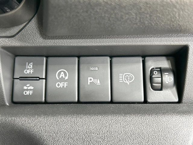 �y�X�Y�L �Z�[�t�e�B�T�|�[�g�z���s���ɑO���̎ԗ�����F�����A�Փ˂������Ȏ��͌x��ƃu���[�L�ŏՓˉ���Ɣ�Q�y�����A�V�X�g�B�����S�Ƀh���C�u�����y���݂��������܂��B