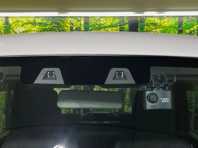 �y�X�Y�L �Z�[�t�e�B�T�|�[�g�z���s���ɑO���̎ԗ�����F�����A�Փ˂������Ȏ��͌x��ƃu���[�L�ŏՓˉ���Ɣ�Q�y�����A�V�X�g�B�����S�Ƀh���C�u�����y���݂��������܂��B