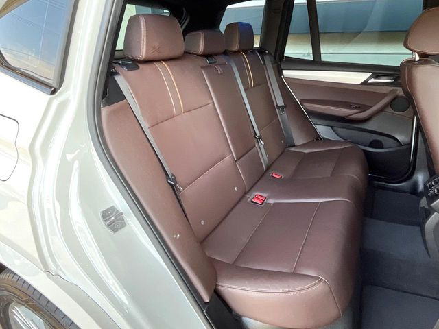 ���㕔���Ȃ��C�ɂȂ�悤�ȃL�Y�E�����ւ��蓙�A�傫�ȃ_���[�W�͂Ȃ��A�ǍD�ȏ�Ԃł��B