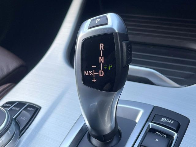 ��MT���[�h�t��AT:�ʏ�͎����ł����Ȃ���ϑ�(�M�A�`�F���W)���h���C�o�[�̑���ɂ���ĈӐ}�I�ɕς�����V�X�e���ł��B����w���i�̃h���C�u�����y���݂��������܂�!