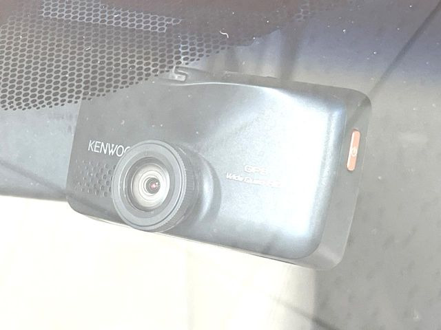 �y�h���C�u���R�[�_�[�z���S�E���S�ȃJ�[���C�t�ɕK�{�̃h���C�u���R�[�_�[�𑕔�!���s���͂������A������^�]�⎖�̂ɑ��������ۂ̏󋵂��f���ŋL�^���A����̃��X�N�ɔ����܂��B