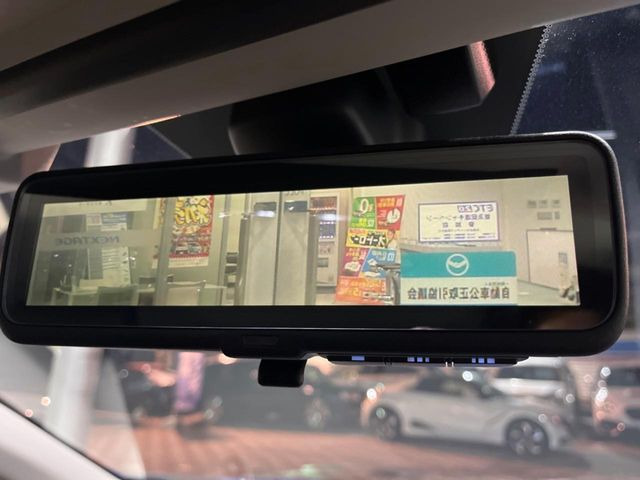 �y�X�}�[�g�����r���[�~���[�z��Ȃ̑傫�ȉו��⓯��҂Ō�����m�F���Â炢���ł����S!�J�������B�e�����ԗ�����̉f�������[���~���[���ɕ\���B�N���A�Ȏ��E�ŏ󋵂̊m�F���\�ł�!