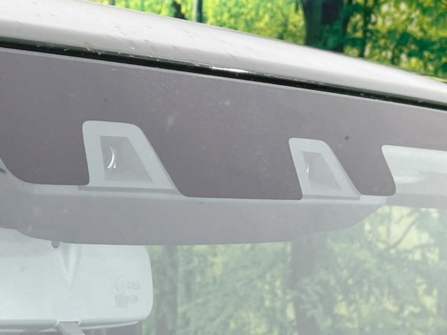 �y�X�Y�L �Z�[�t�e�B�T�|�[�g�z���s���ɑO���̎ԗ�����F�����A�Փ˂������Ȏ��͌x��ƃu���[�L�ŏՓˉ���Ɣ�Q�y�����A�V�X�g�B�����S�Ƀh���C�u�����y���݂��������܂��B