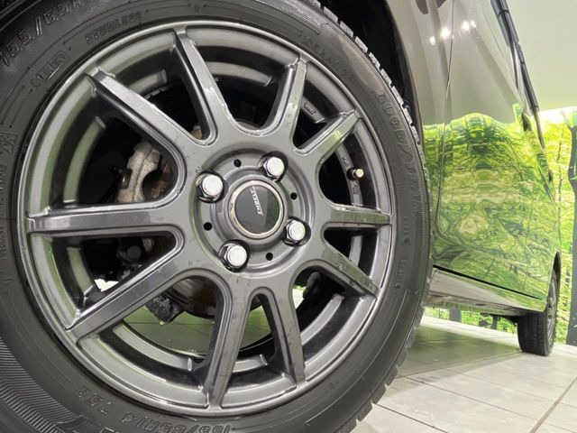 �y14�C���`�A���~�z�C�[���z�O�ςɃ}�b�`�����A���~�z�C�[���𑕒����Ă���܂��B�e��A���~�z�C�[����A�X�^�b�h���X�^�C�����戵�����Ă���܂��B���񂲑��k����������