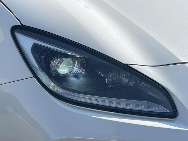 �yLED�w�b�h���C�g�z���V����ԑ��s�����ǍD�Ȏ��E���m�ۂ����S���ĉ^�]�ł��鍂�P�xLED�w�b�h���C�g�𑕔�!�_�����x�������A����d�͂��}�����Ă��܂��B