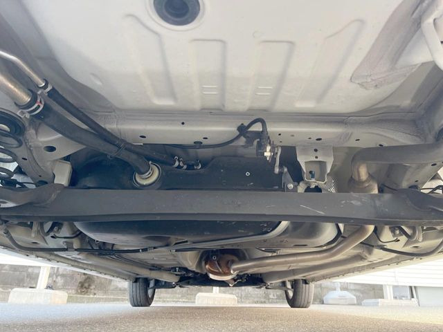 ����肪���ꂢ�Ȃ����ɁA�h�K���H�̎{�H���I�X�X���B�~��n��͂������A���ݕ��ɂ��Z���̕���A��Ń}�����E�E�B���^�[�X�|�[�c���������ɂ��D�]���������Ă���܂��B