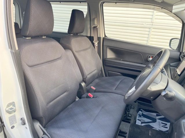 �^�]�ȃV�[�g���͎g�p�������Ȃ��A�ǍD�ȏ�ԂƂȂ��Ă��܂��B���J�Ɏg���Ă������Ƃ��悭�킩��܂��ˁB